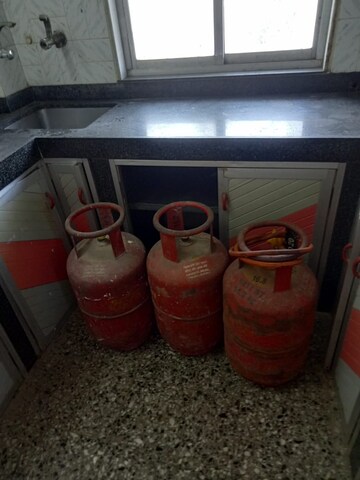 Parking in 2 BHK Apartment at Kaveri CHS Santacruz, Santacruz East – for Rent