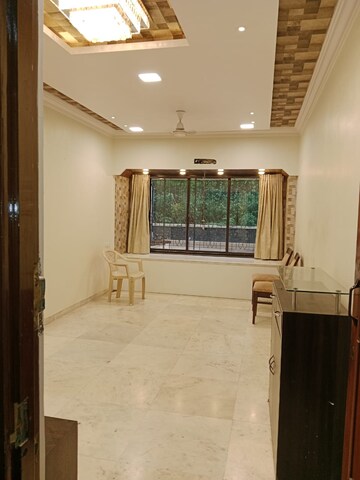 Room in 2.5 BHK Apartment at Siddhachal Apartment 8, Vasant Vihar – for Rent
