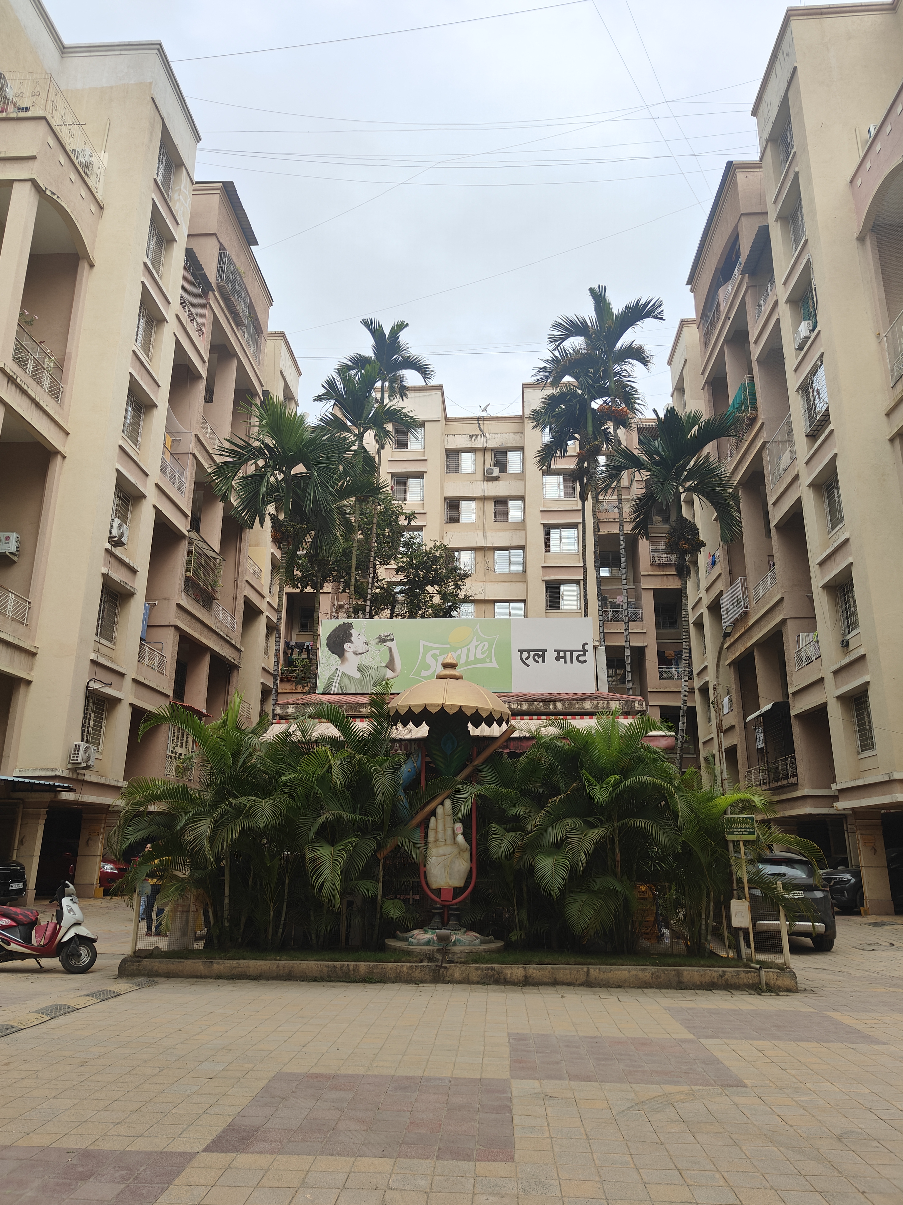 1.5 BHK + Pooja Room Apartment For Sale in GK Rose Icon