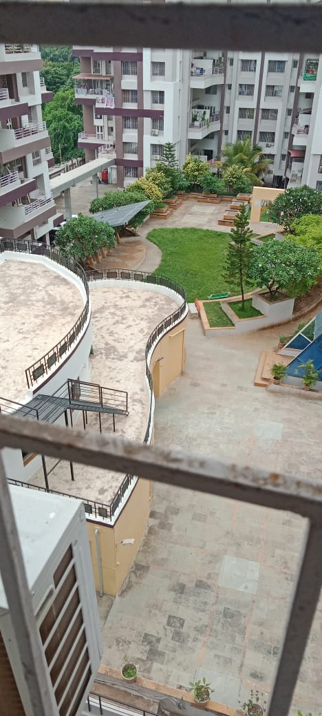 2 BHK + Pooja Room Apartment For Sale in Greenland Society