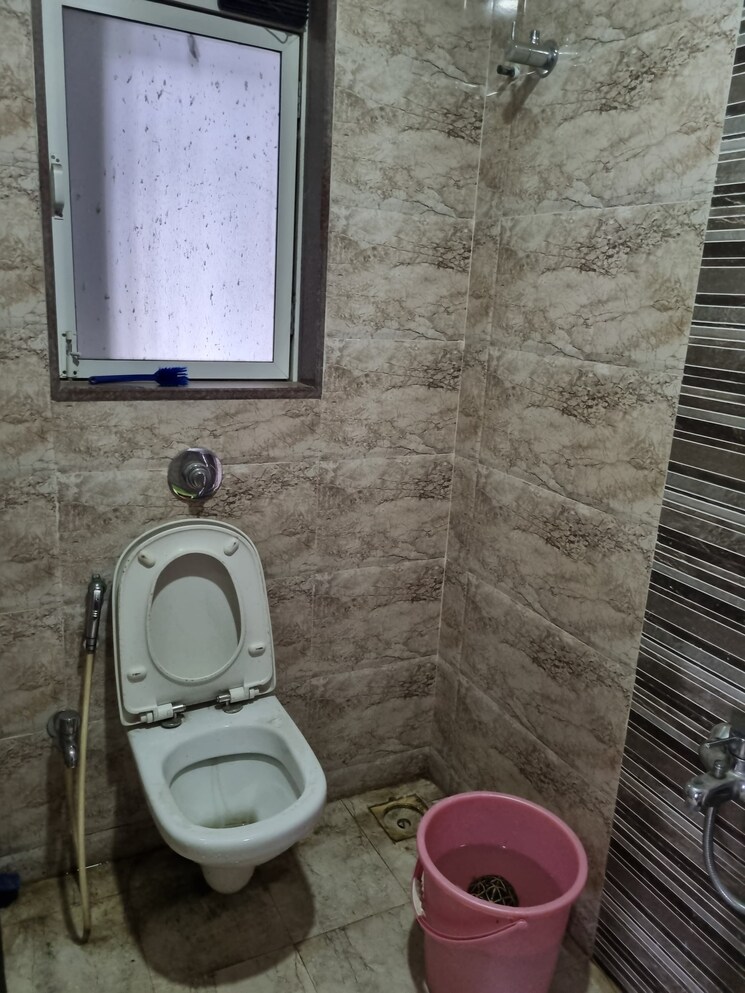 Bathroom, crescent-solitaire 1 Bedroom 480 Sq.Ft. Apartment In Sakinaka Mumbai 9052701