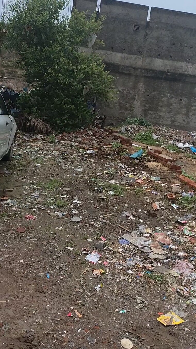 undefined, surajpur  200 Sq.Yd. Plot In Surajpur Greater Noida 9052706