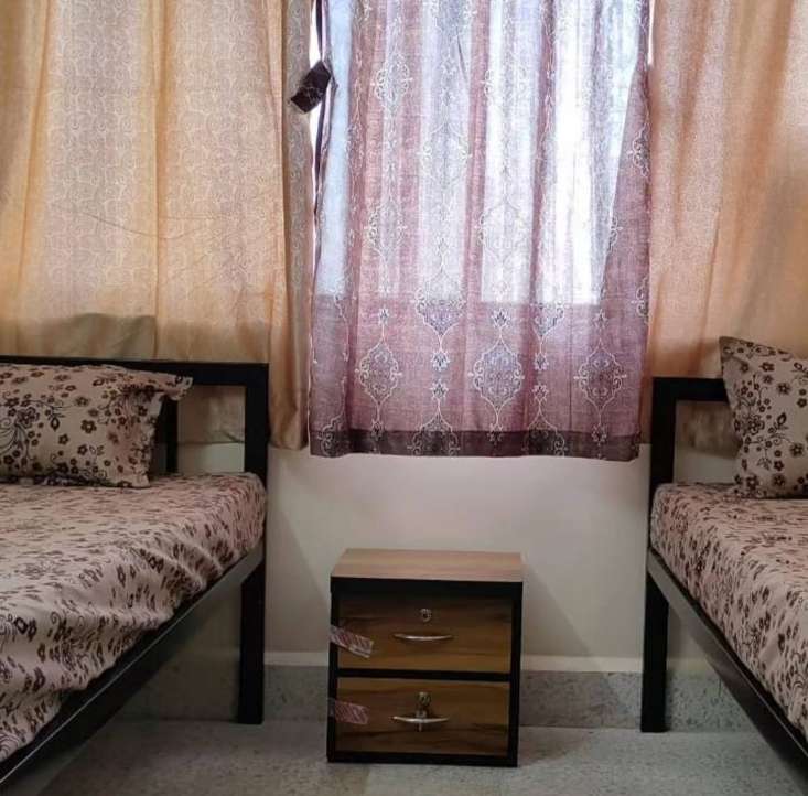 Pg For Rent in Ghar Apna 