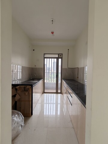 Kitchen in 2 BHK Apartment at Kalpataru Paramount E, Kapur Bawdi – for Rent