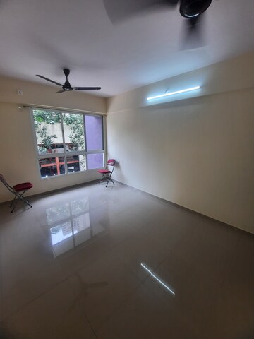 Furnished Amenities in 1 BHK Apartment at Puranik Hometown Phase II, Ghodbunder Road – for Rent