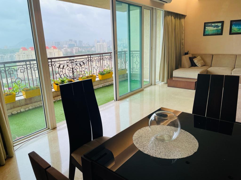 3 BHK 1250 Sq.Ft. Apartment in Hiranandani Tribeca