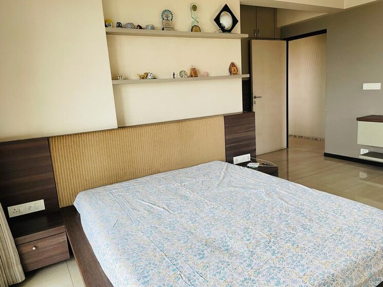 Bedroom, hiranandani-tribeca 3 Bedroom 1250 Sq.Ft. Apartment In Ghodbunder Road Thane 9052750