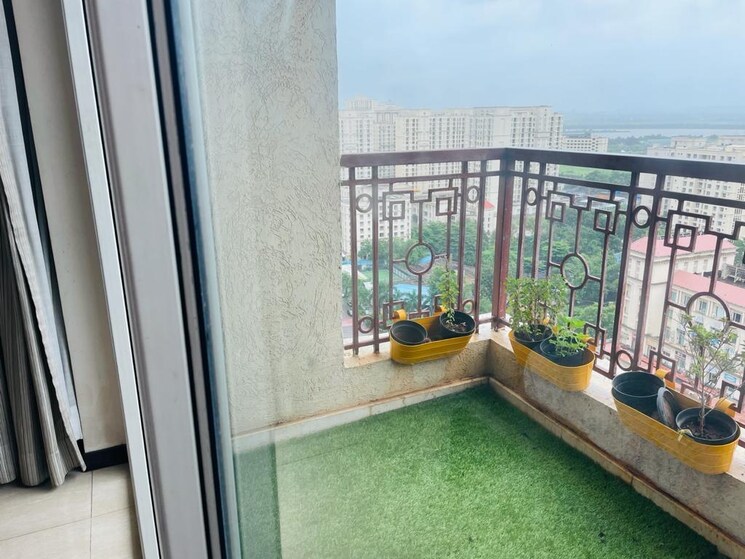 Balcony, hiranandani-tribeca 3 Bedroom 1250 Sq.Ft. Apartment In Ghodbunder Road Thane 9052750