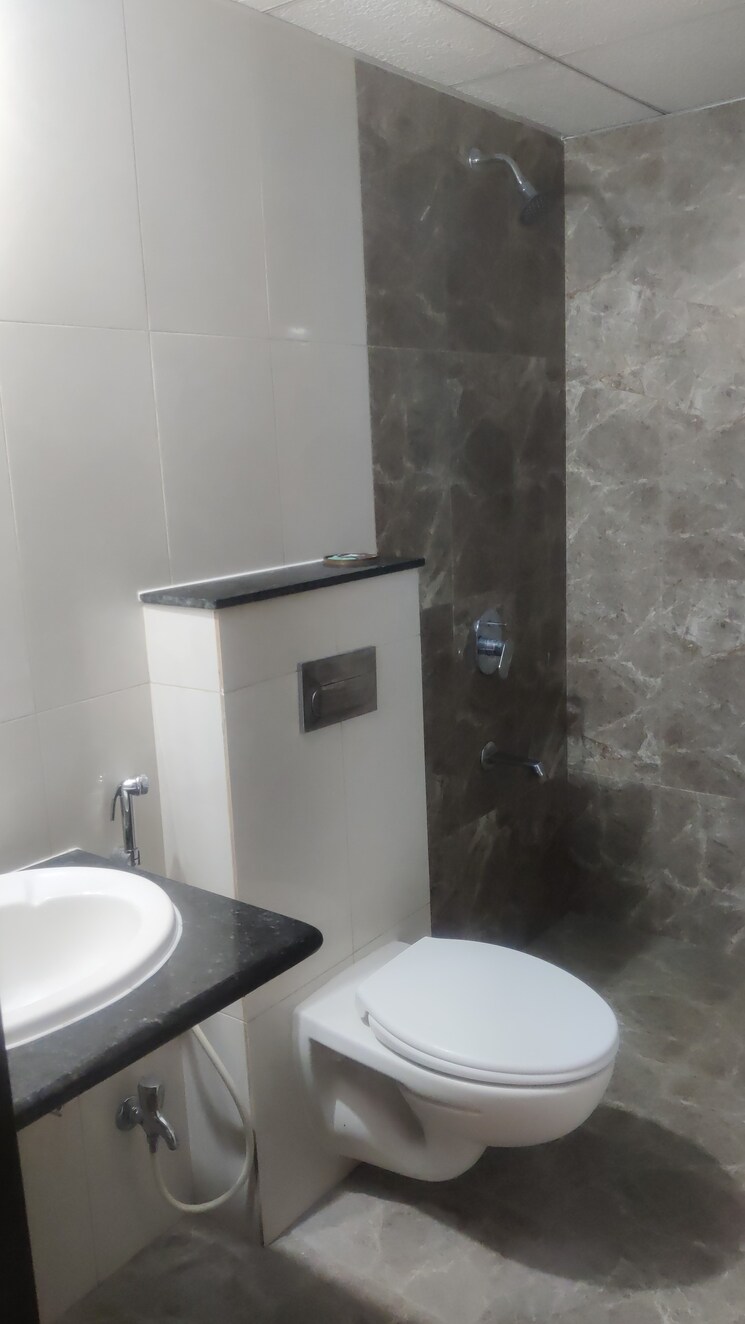 Bathroom, kolte-patil-r1-life-republic 2.5 Bedroom 1020 Sq.Ft. Apartment In Hinjewadi Pune 9052751