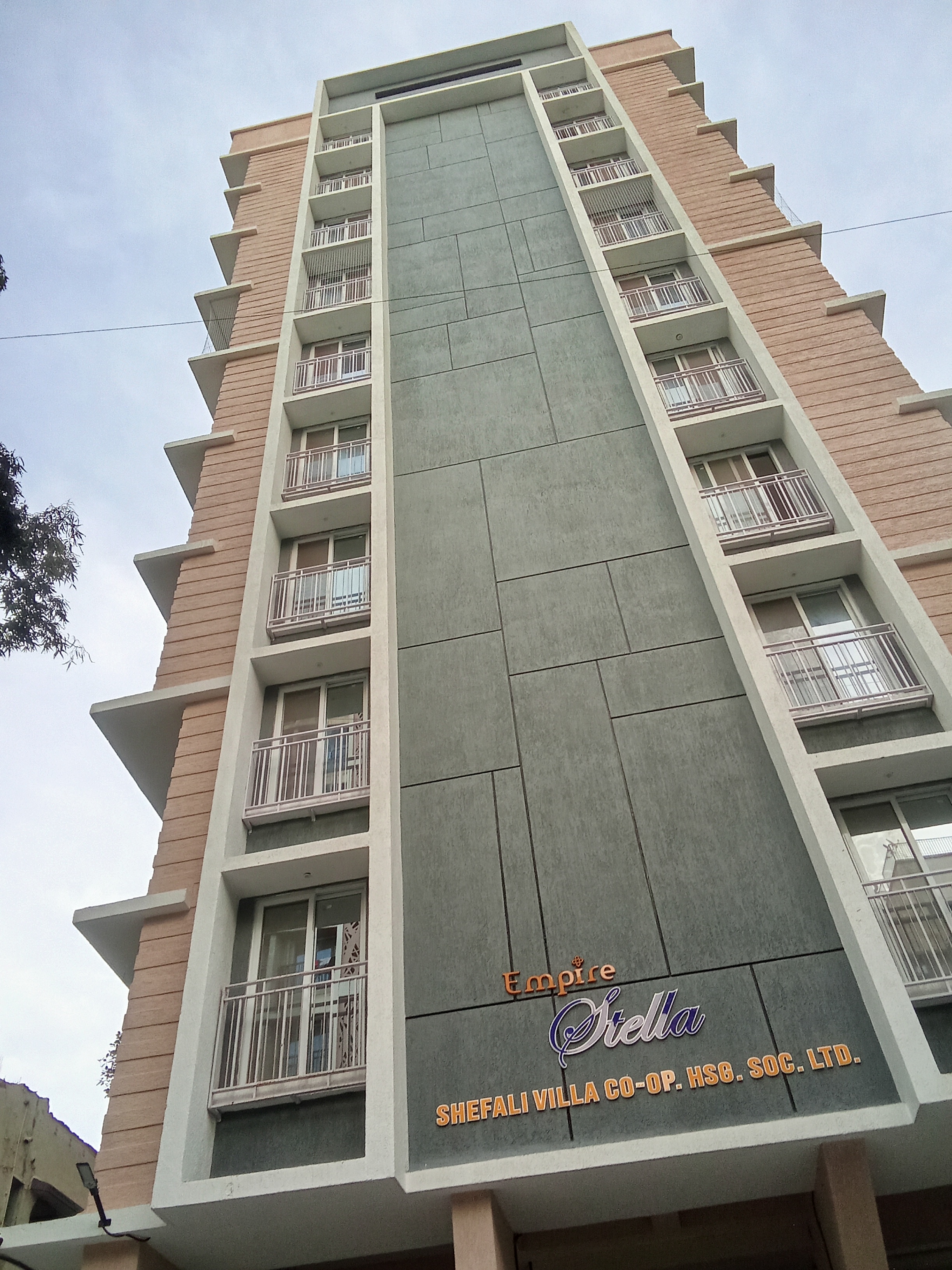 1 BHK Apartment For Rent in Empire Stella