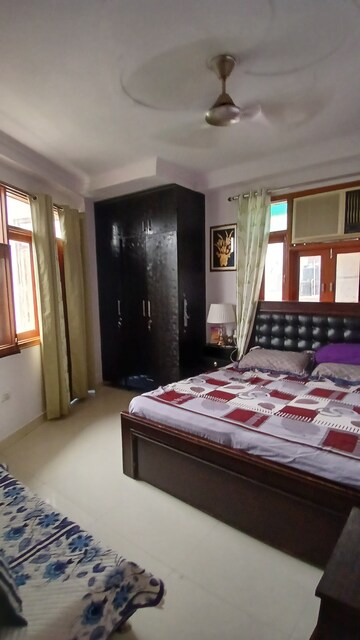 Bedroom in 2 BHK Apartment at Zakir Nagar – for Sale