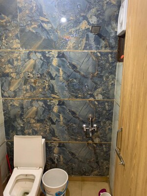 Furnished Amenities in 2 BHK Builder Floor at Govindpuri – for Sale