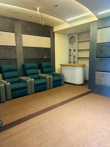 Team Area in 5 BHK Independent House at Udai Nagar – for Sale