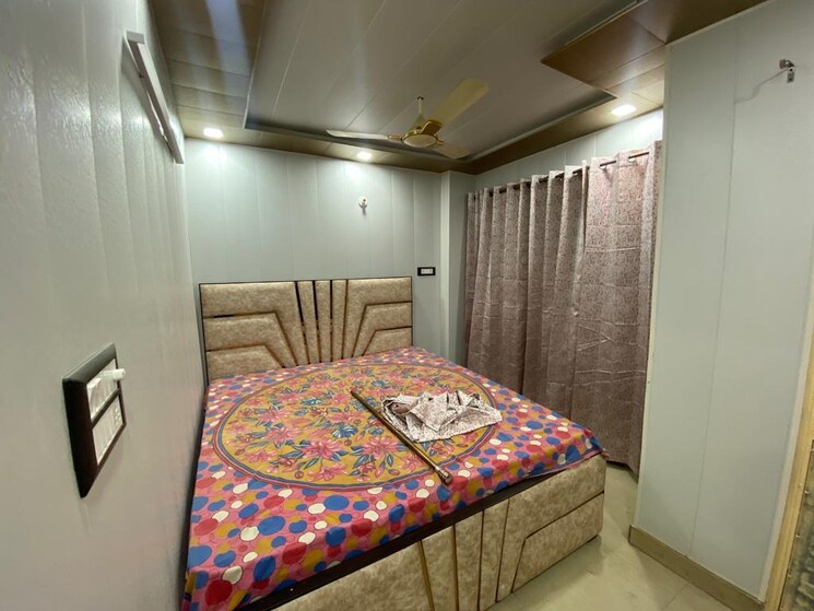 Bedroom, adarsh-apartments-cghs-ltd 2 Bedroom 1000 Sq.Ft. Apartment In Paschim Vihar Delhi 9052869