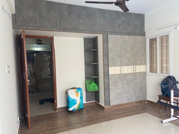 Room in 2 BHK Apartment at Yeshwanthpur – for Rent
