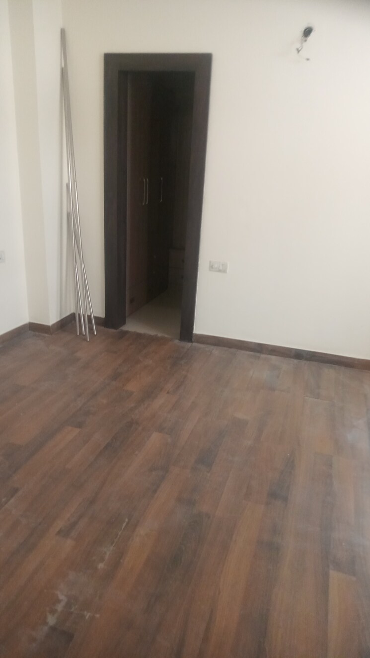 Room, shri-balaji-bcc-heights 2 Bedroom 1000 Sq.Ft. Apartment In Raebareli Road Lucknow 9052901