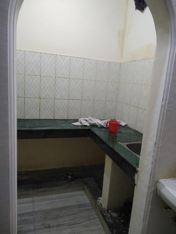 Bathroom, lajpat nagar 4 1 Bedroom 453 Sq.Ft. Builder Floor In Lajpat Nagar 4 Delhi 9052934