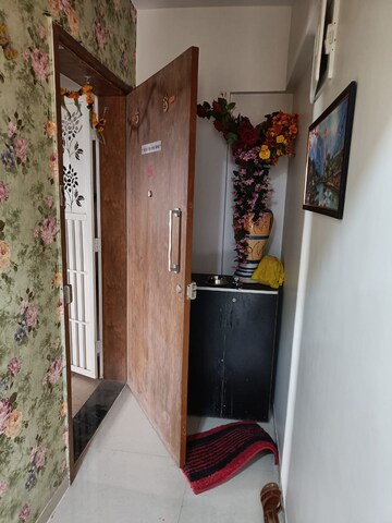 Furnished Amenities in 1 BHK Apartment at Menlo Homes Next, Kharadi – for Rent