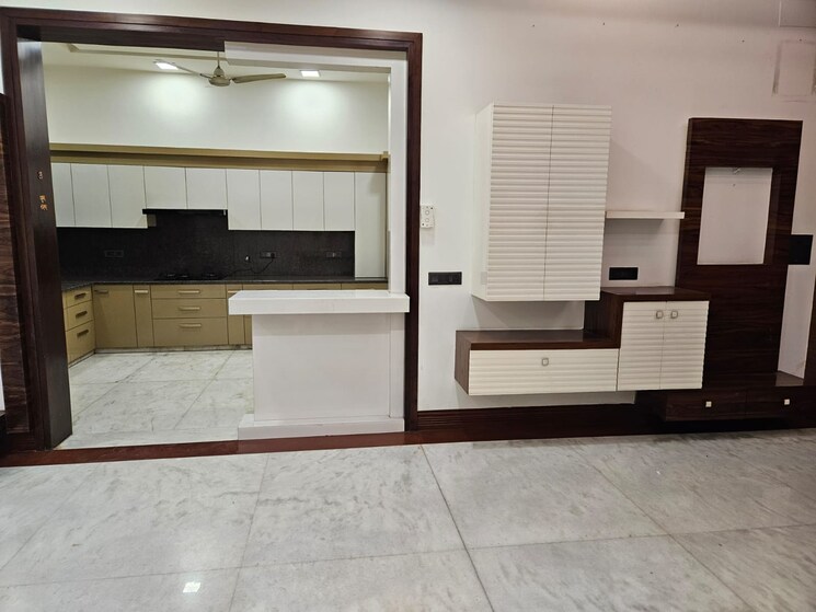 Kitchen, sector 50 4 Bedroom 450 Sq.Mt. Villa In Sector 50 Noida 9052986
