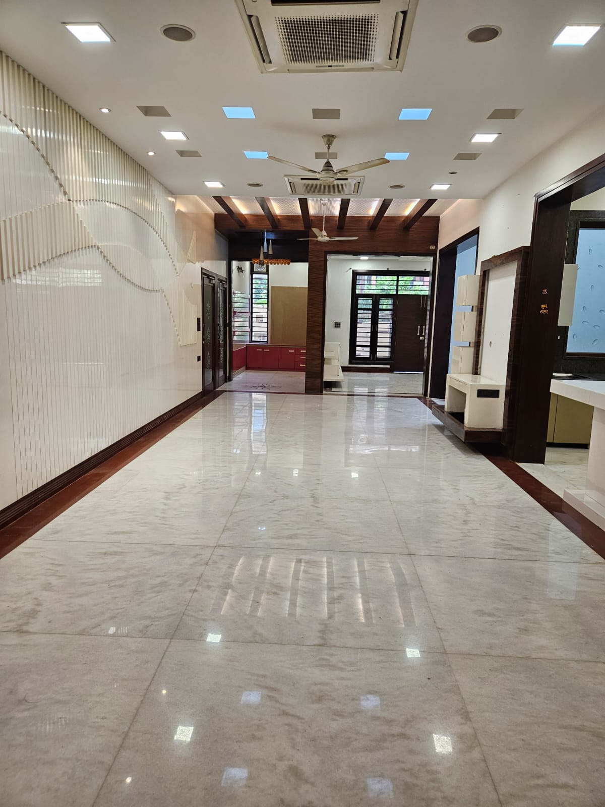 4 BHK + Pooja Room,Study Room Villa For Rent in B Block Sector 50