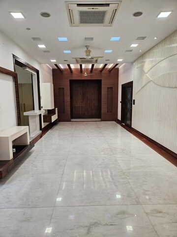 Room in 4 BHK Villa at Sector 50 – for Rent