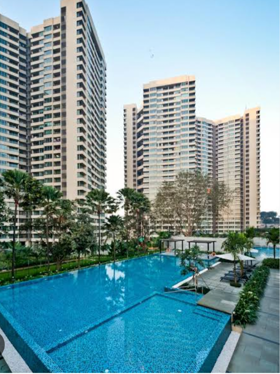 2.5 BHK 950 Sq.Ft. Apartment in Oberoi Realty Splendor