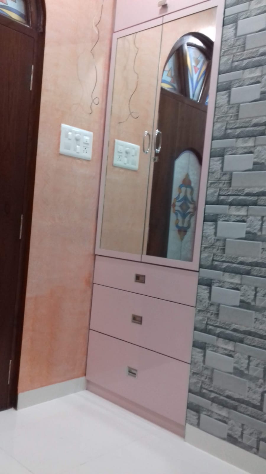 2 BHK Apartment For Rent in Earth Galaxy Dadar