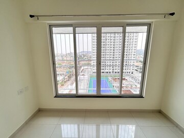 Room in 3 BHK Apartment at Kolte Patil Life Republic, Hinjewadi – for Rent