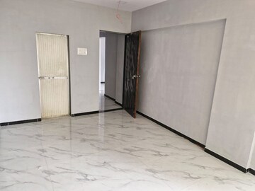 Room in 2 BHK Apartment at New Ocean View, Andheri West – for Rent