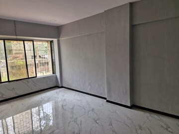 Room in 2 BHK Apartment at New Ocean View, Andheri West – for Rent