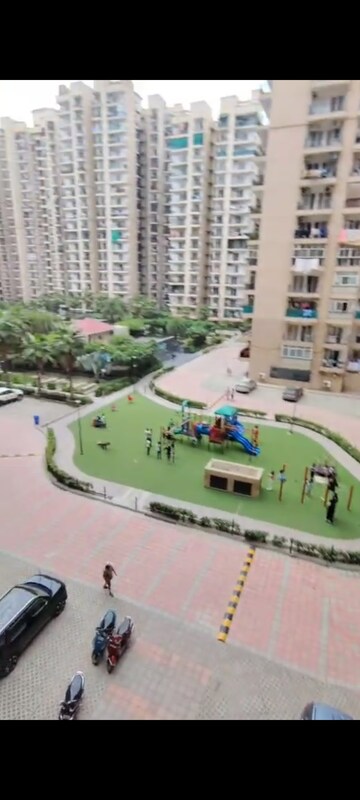 Master Plan in 3 BHK Apartment at Nirala Estate, Tech Zone 4 Greater Noida – for Sale