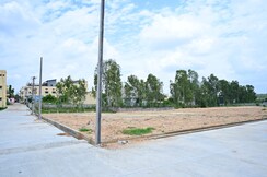 Plot For Sale in Srirampura