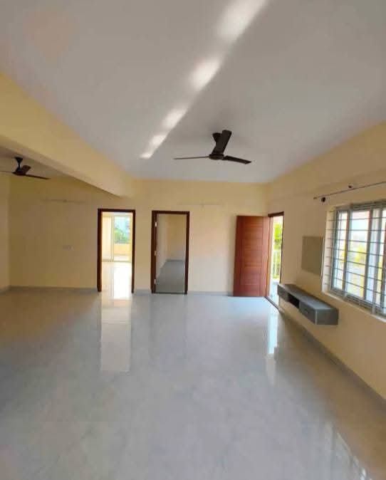 2 BHK + Pooja Room Apartment For Rent in Mathapathi Regency