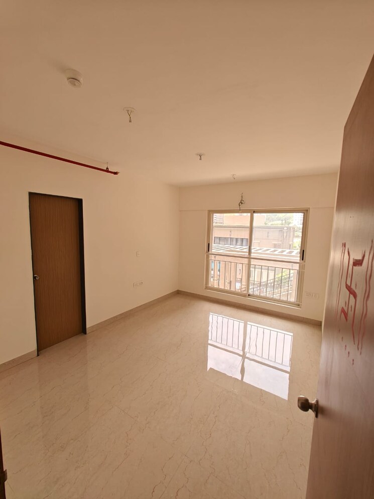 Room, supreme-estia-phase-1 3 Bedroom 2150 Sq.Ft. Apartment In Baner Pune 9053244