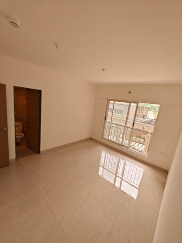 Room in 3 BHK Apartment at Supreme Estia Phase 1, Baner – for Sale