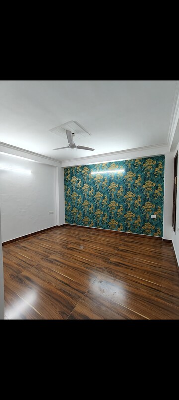 Bedroom in 2 BHK Builder Floor at Saket – for Rent