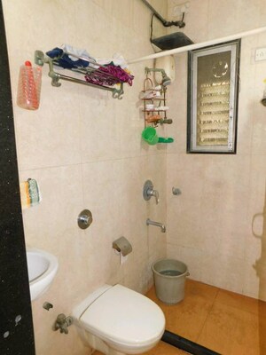 Furnished Amenities in 1 BHK Apartment at Vile Parle Mahaveer, Vile Parle West – for Sale