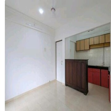 Room in 3 BHK Apartment at Vasant Leela Apartment, Ghodbunder Road – for Rent