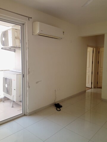 Room in 2.5 BHK Apartment at Experion The Heart Song, Sector 108 – for Rent