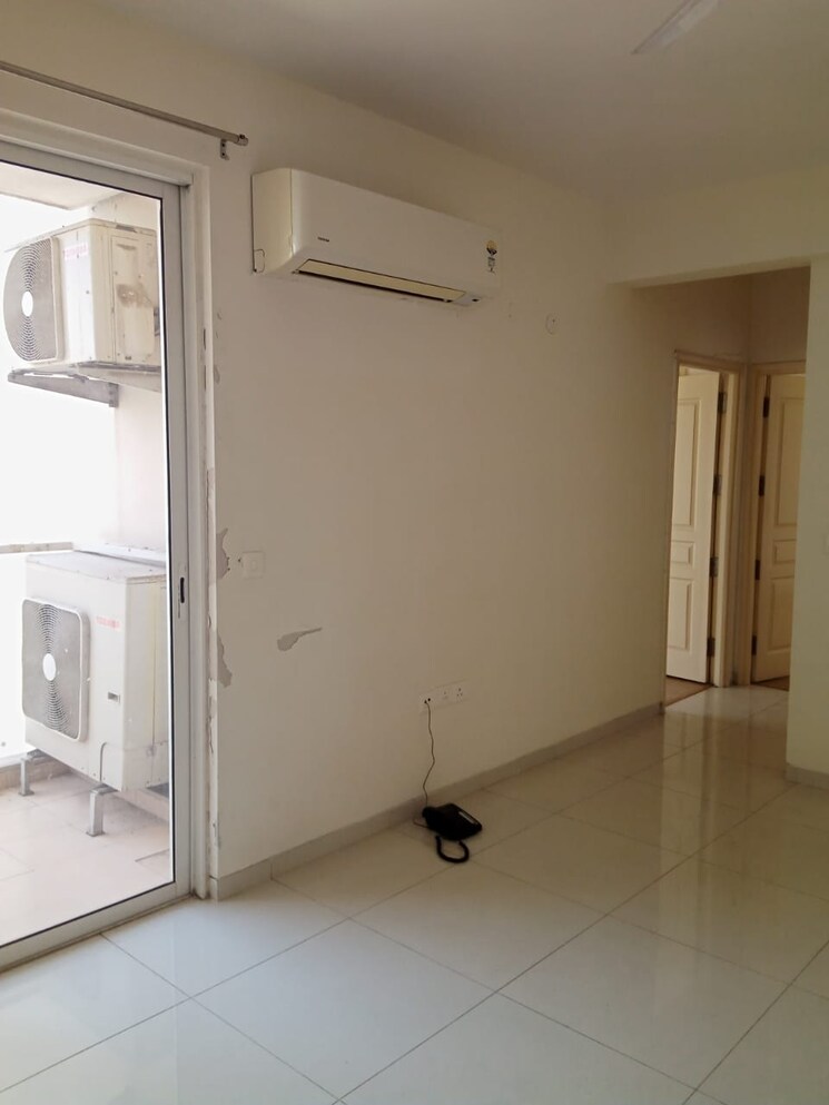 Room, experion-the-heart-song 2.5 Bedroom 1283 Sq.Ft. Apartment In Sector 108 Gurgaon 9053312