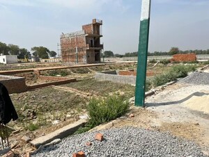 Plot For Sale in Dawrika Apartment, Naya Ganj