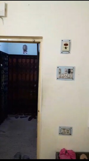 Furnished Amenities in 1 BHK Apartment at Desh Bandhu Nagar – for Sale