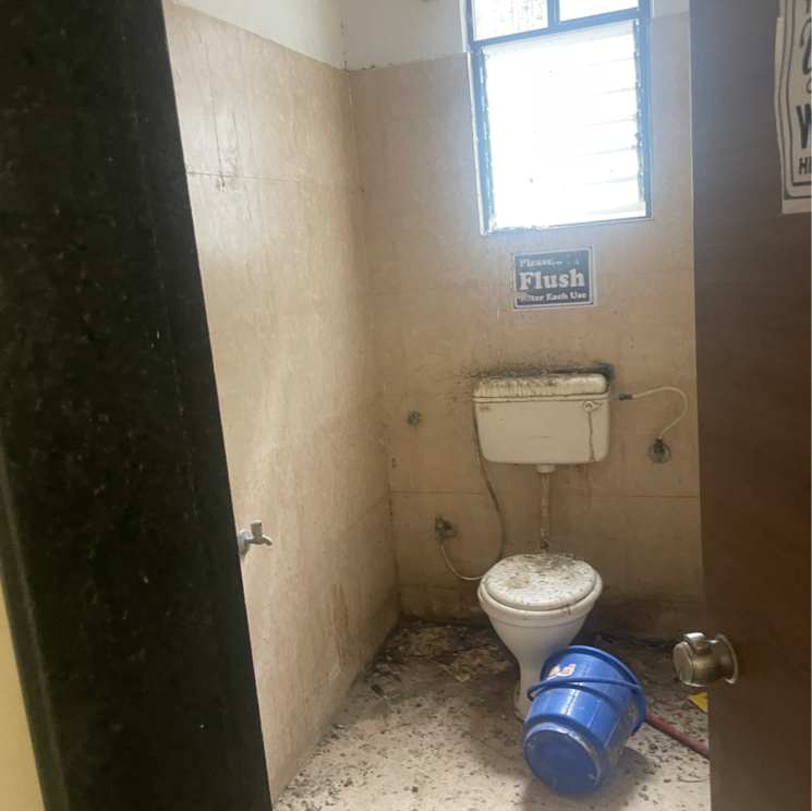 Bathroom, vardaan-zen-business-center Commercial Office Space 750 Sq.Ft. In Bhagwan Nagar Pune 9053344