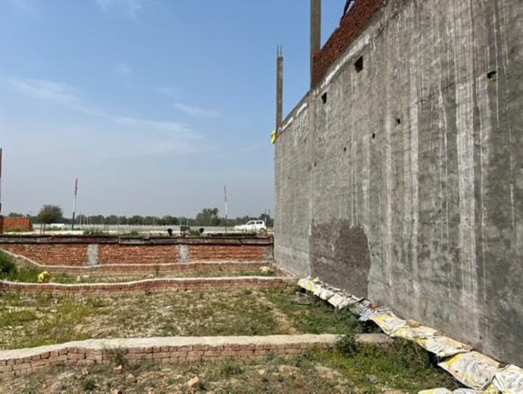 Exterior View, sanjay-vihar  45 Sq.Yd. Plot In Kulesara Greater Noida 9053340