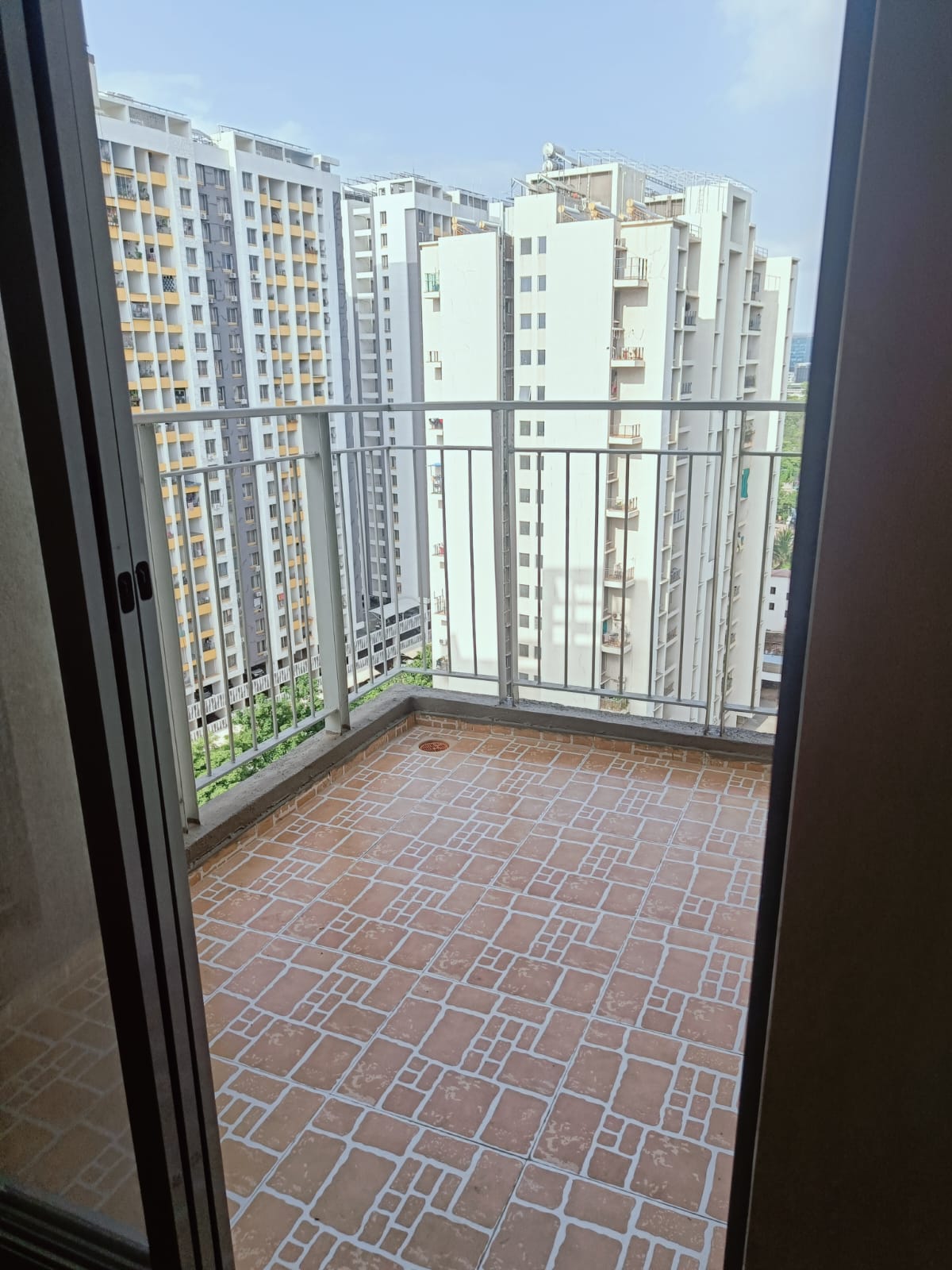 2 BHK 919 Sq.Ft. Apartment in Saarrthi Skybay