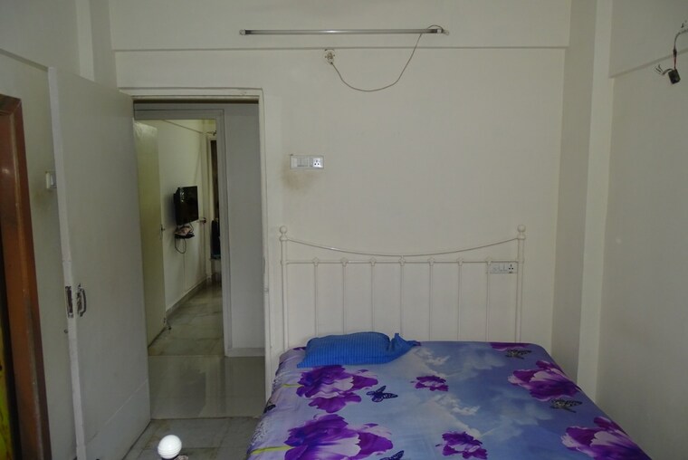 Room, kandarpada 2 Bedroom 650 Sq.Ft. Apartment In Kandarpada Mumbai 9053357