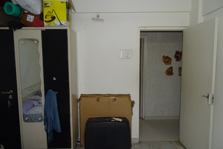 undefined, kandarpada 2 Bedroom 650 Sq.Ft. Apartment In Kandarpada Mumbai 9053357