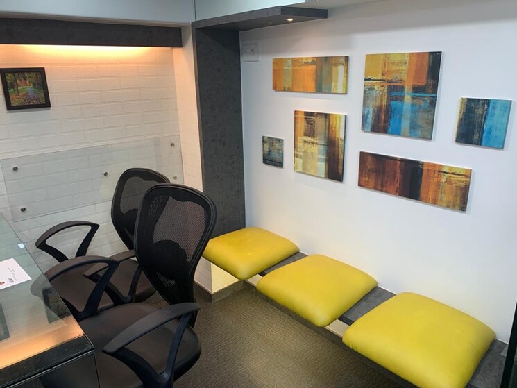 Living Room, om-heera-panna-mall Commercial Office Space 400 Sq.Ft. In Andheri West Mumbai 9053369