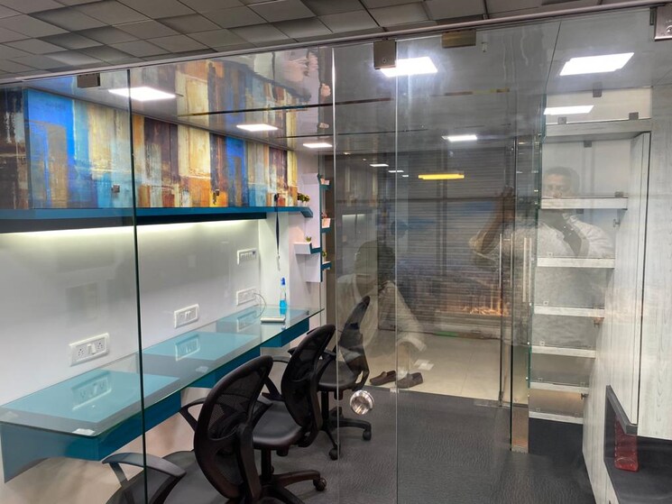 Gym, om-heera-panna-mall Commercial Office Space 400 Sq.Ft. In Andheri West Mumbai 9053369