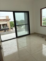 2 BHK 150 Sq.Yd. Builder Floor in Sector 7
